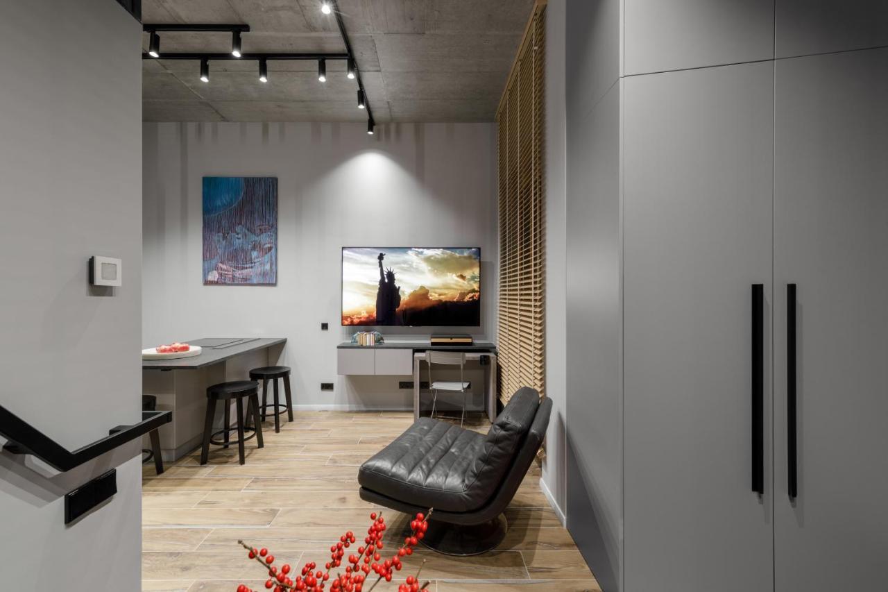 Ivis House Modern In Old Town With Balcony Vilnius